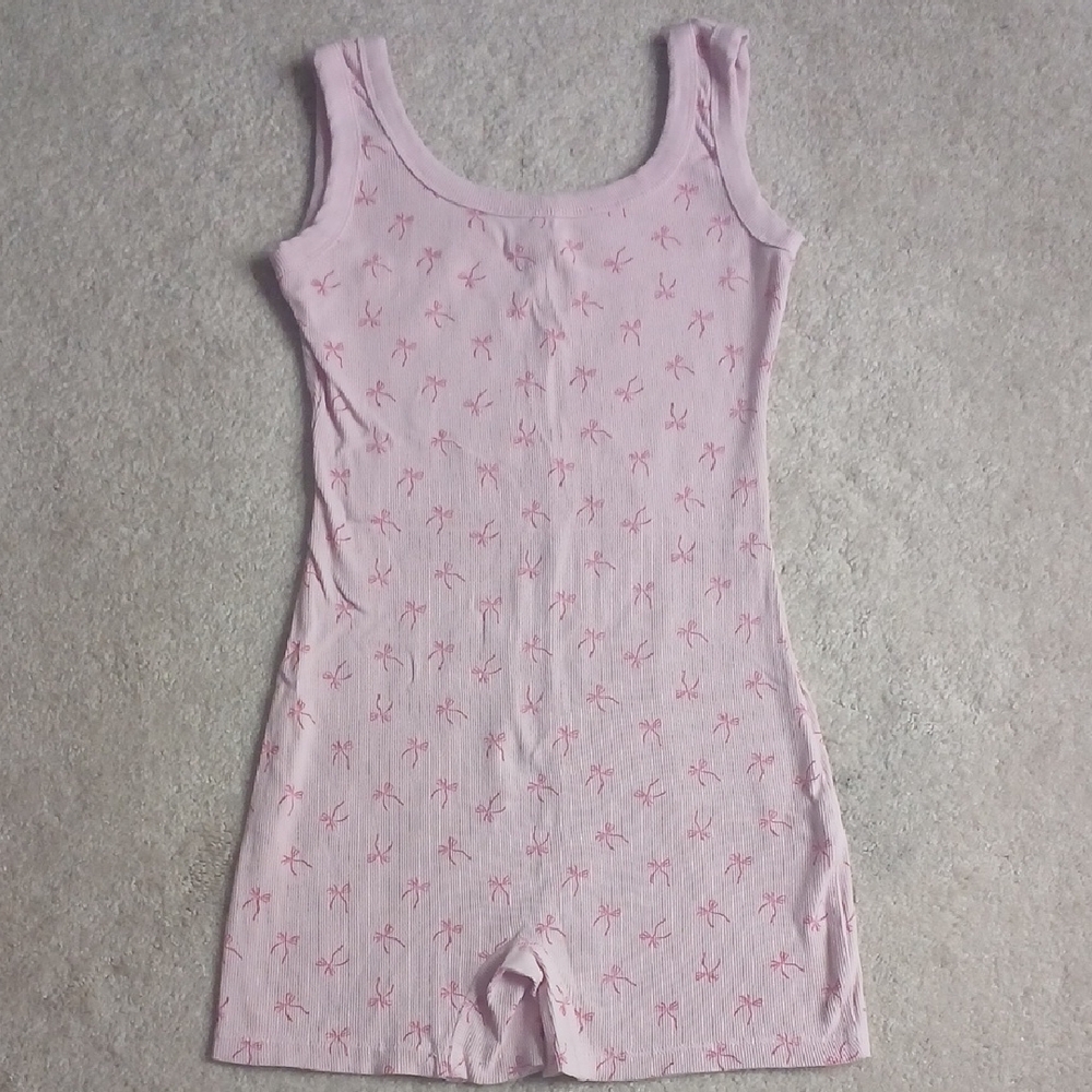 Messy Bun Just Chillin' Bow Romper